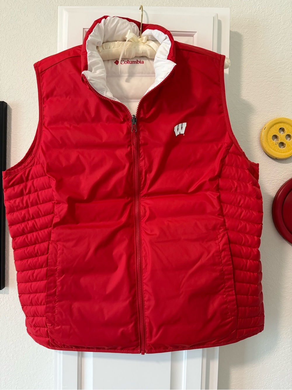 Columbia Wisconsin Reversible Vest